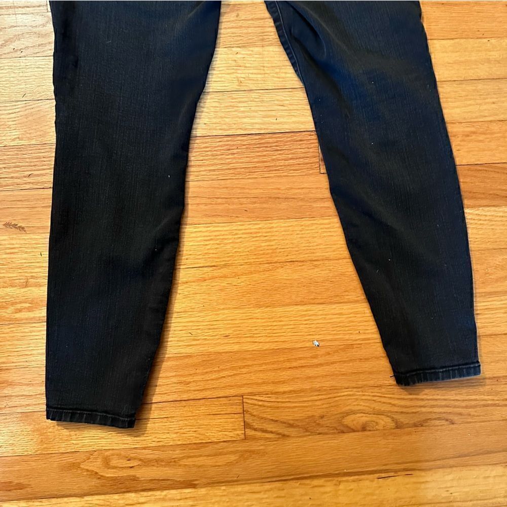 Torrid  Black Denim Skinny Jeans Sz 10R. VERY stretchy. - Picture 15 of 15